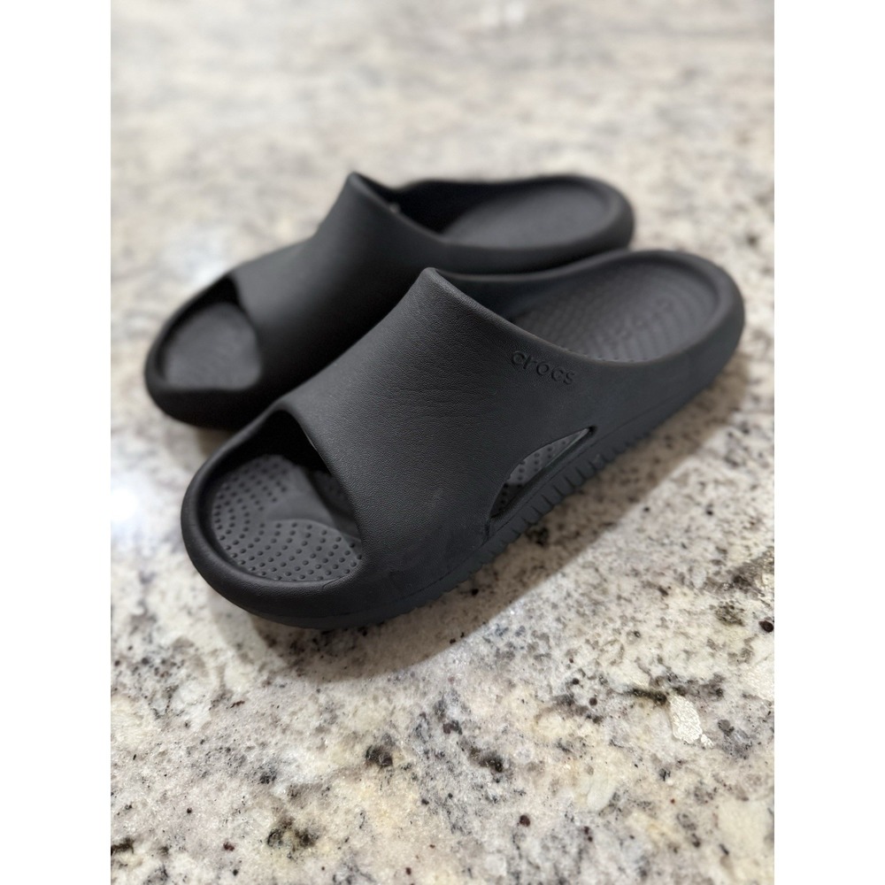 CROCS Classic Black Slide Sandals